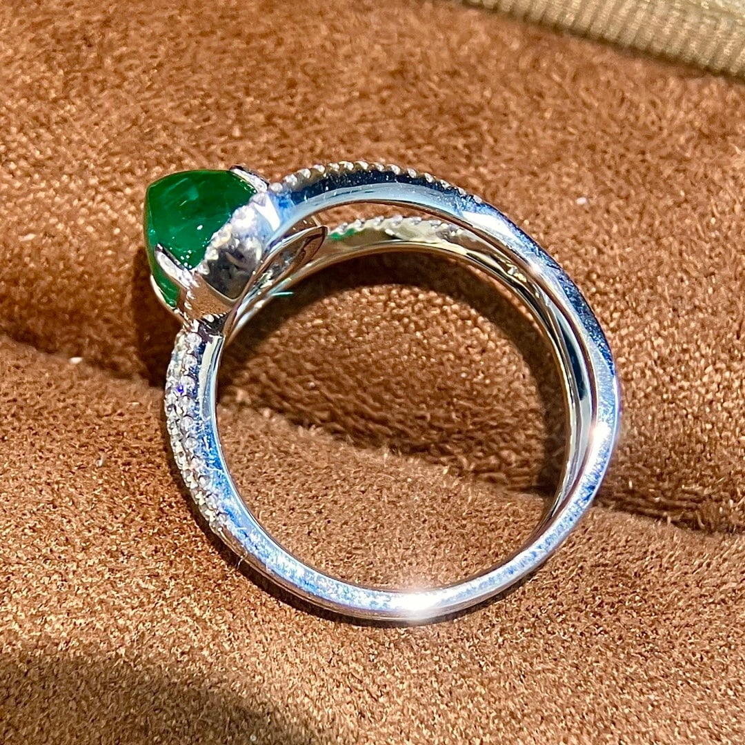 14k Gold 2.19 Ctw Vivid Green Natural Emerald & Diamond Ring - 5