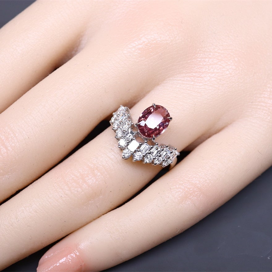 14k Gold 2.24 Ctw Natural Padparadscha Sapphire & Diamond Ring - 7