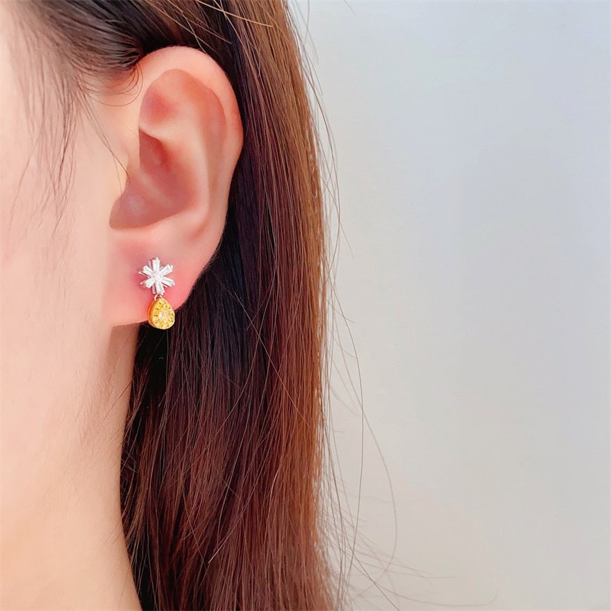 14k Gold 0.74 Ctw Natural Yellow Diamond & Diamond Earrings - 4