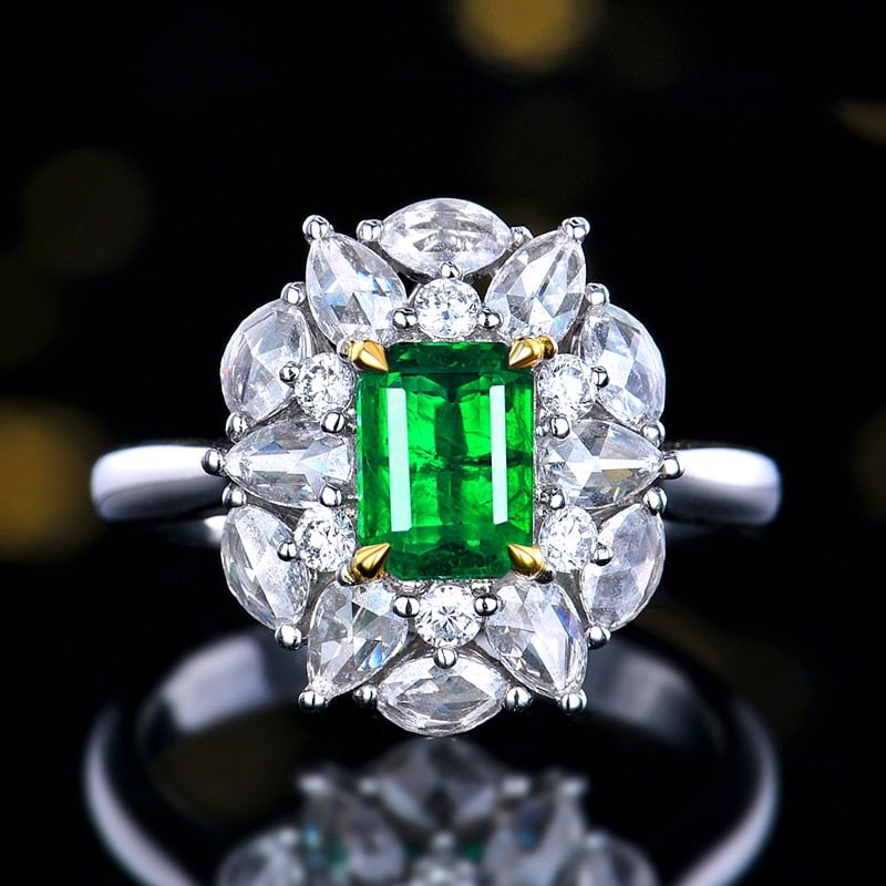 14k Gold 1.87 Ctw Vivid Green Natural Emerald & Diamond Ring/pendant( Without Chain ): Ref:231120268 // gold content:14k gold // ring size:7. 25us // // main gemstone:emerald // shape:octagonal // carat weight:0. 9ct // color:vivid green // treatment:natural // // adjacent gemstone