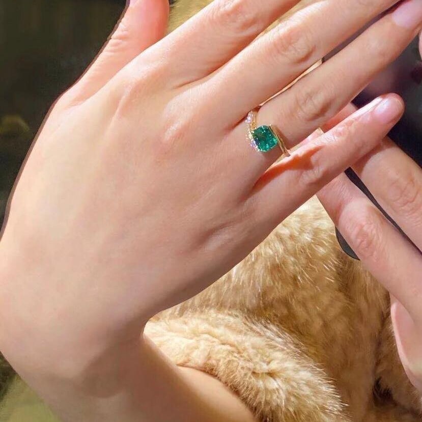 14k Gold 1.10 Ct Natural Emerald & Diamond Ring - 2