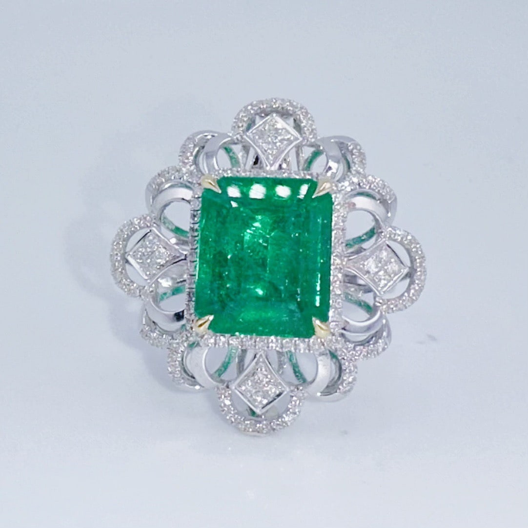 14k Gold 4.47 Ctw Natural Emerald & Diamond Ring/pendant( Without Chain ) (1 of 5)