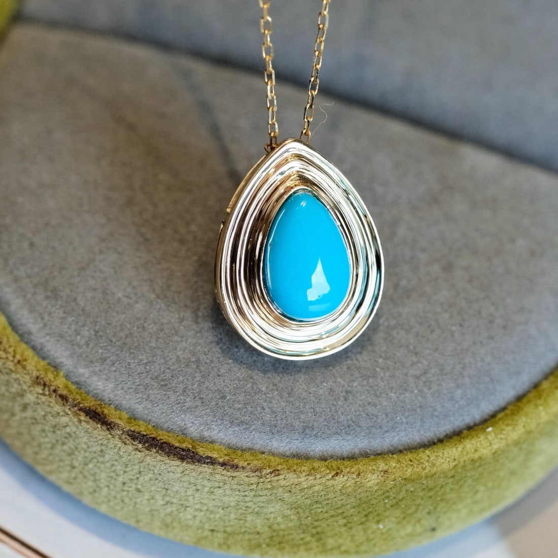 14k Gold 1.35 Ct Natural Blue Turquoise Pendant( Without Chain ) - 2