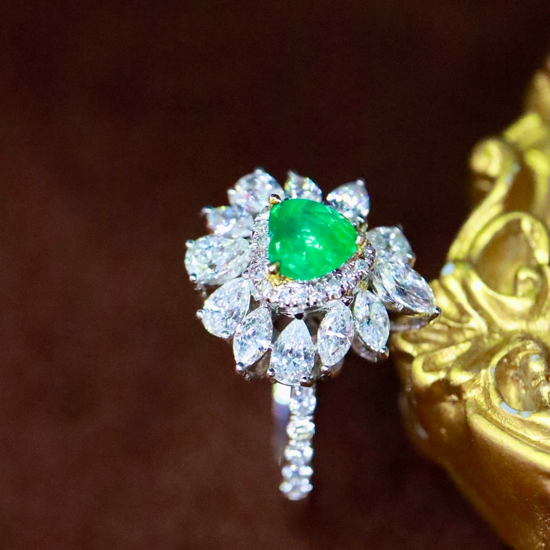 14k Gold 1.59 Ctw Natural Emerald & Diamond Ring - 2