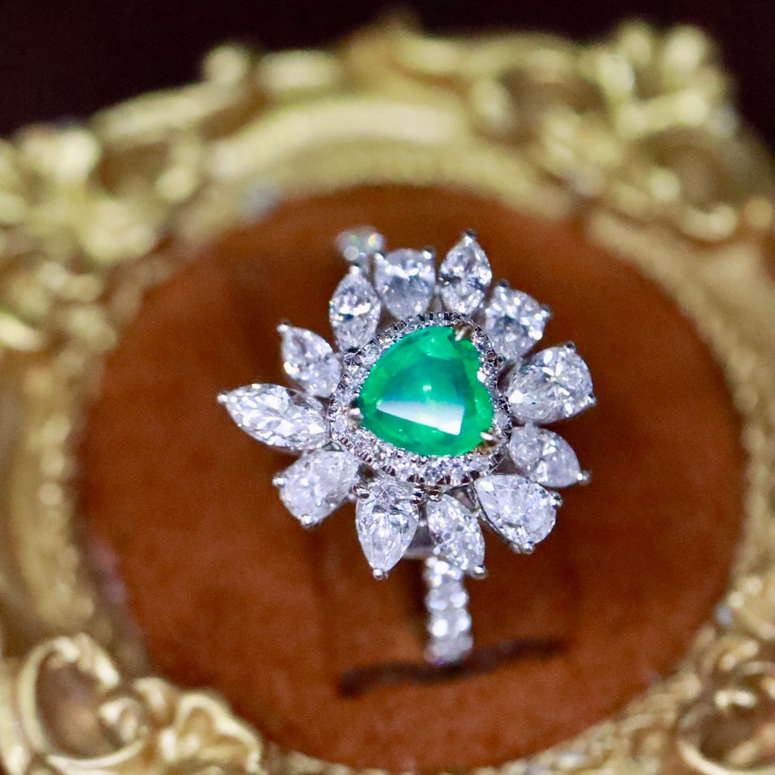 14k Gold 1.59 Ctw Natural Emerald & Diamond Ring - 3