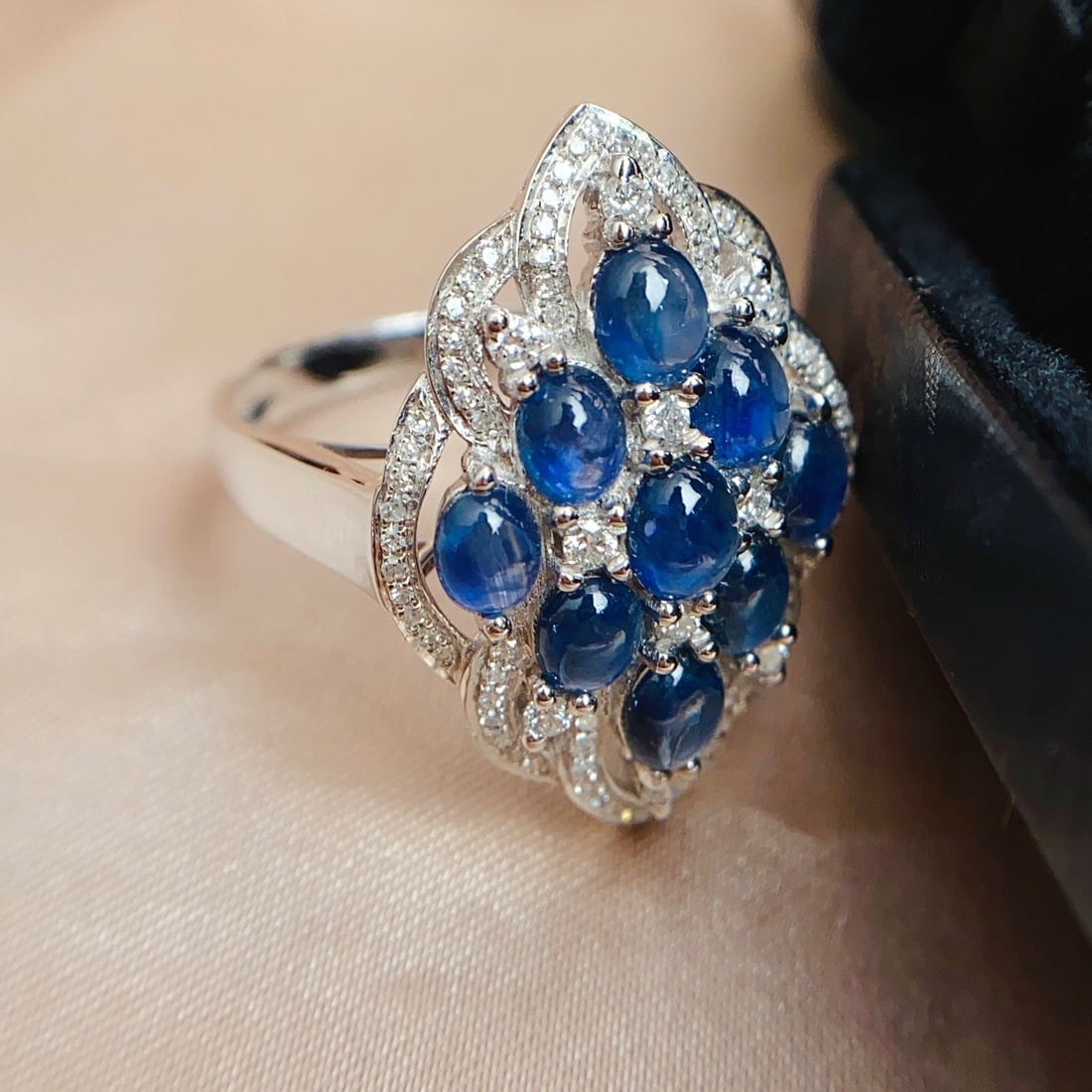 14k Gold 2.60 Ct Natural Sapphire & Diamond Ring - 2