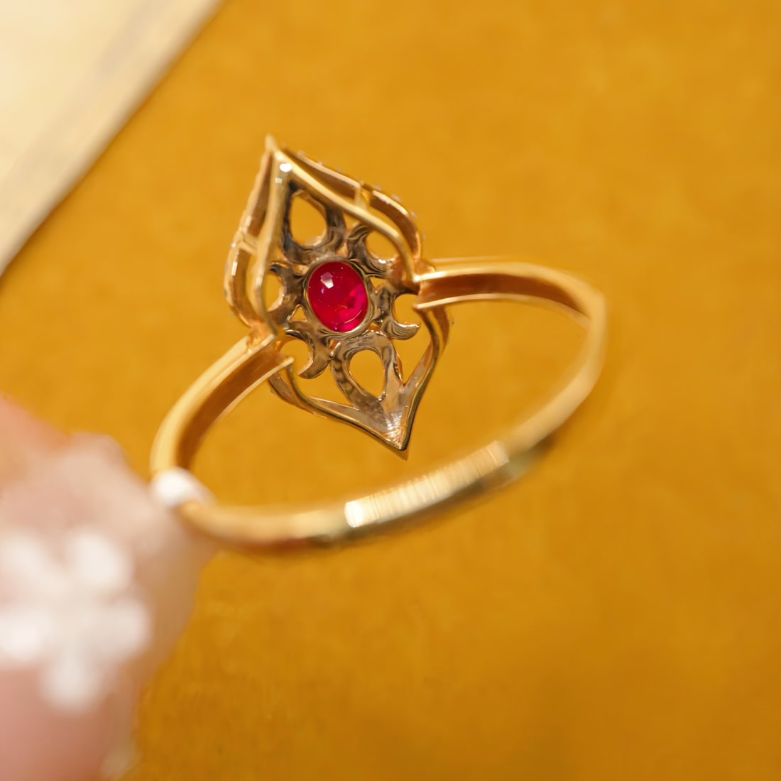 14k Gold 0.62 Ctw Vivid Red Natural Ruby & Diamond Ring - 5