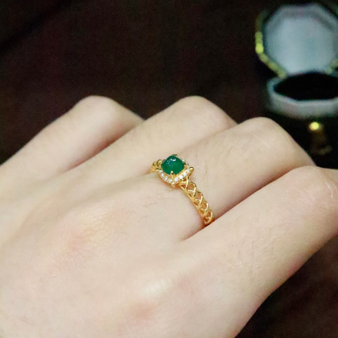 14k Gold 0.46 Ctw Natural Emerald & Diamond Ring - 5