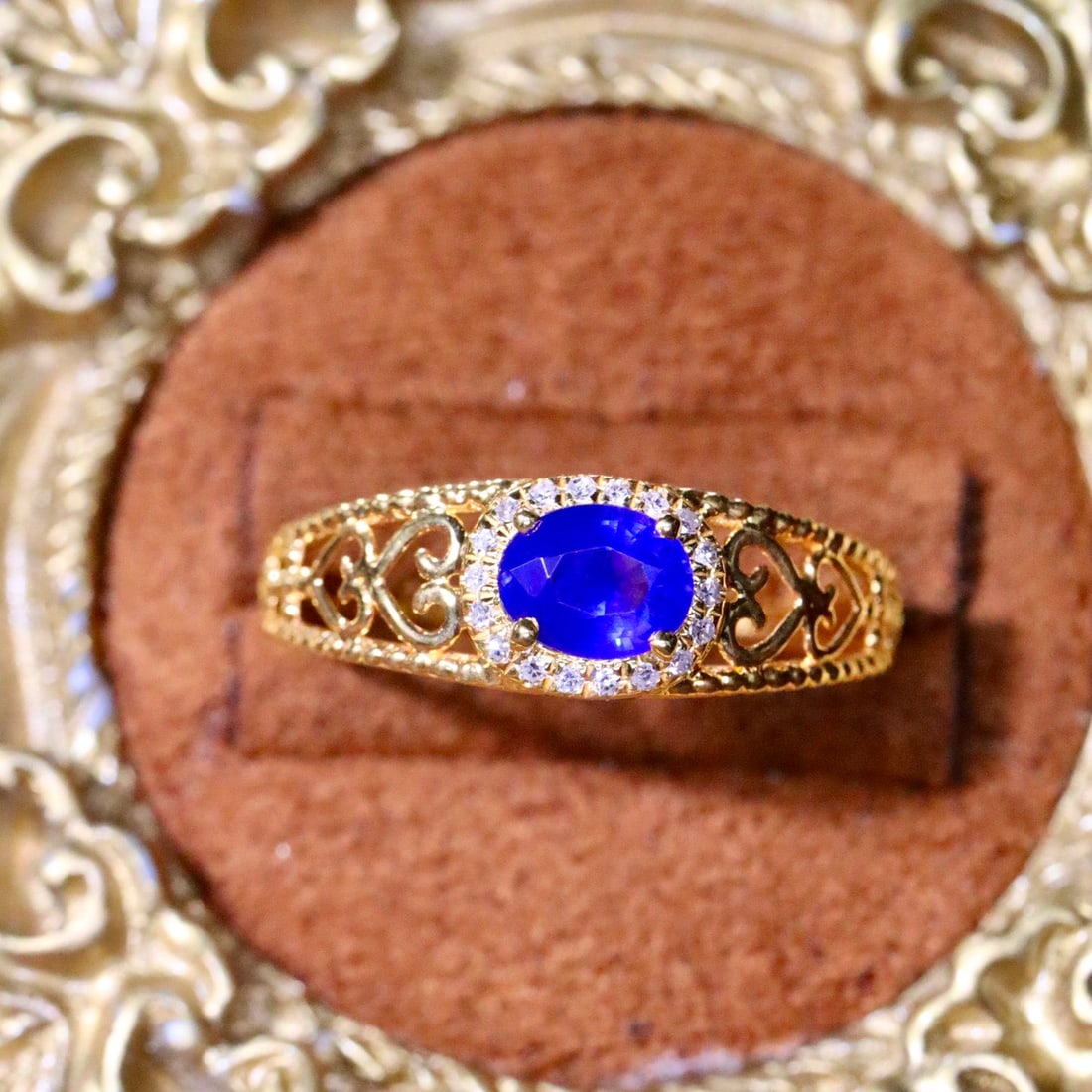 14k Gold 0.56 Ctw Natural Sapphire & Diamond Ring: Ref:231120366 // gold content:14k gold // ring size:7. 25us // // main gemstone:sapphire // shape:oval // carat weight:0. 51ct // color:blue // treatment:natural // // adjacent gemstone 2 :