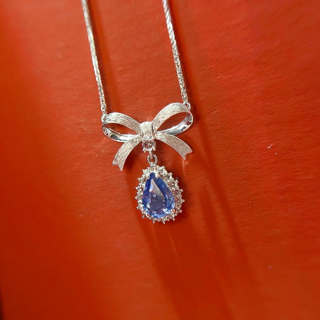 14k Gold 1.20 Ct Natural Sapphire & Sapphire Necklace: Ref:231120372 // gold content:14k gold // main gemstone:sapphire // shape:pear // carat weight:1. 20ct // color:blue // treatment:natural // // adjacent gemstone 2 : sapphire // number of stones:18