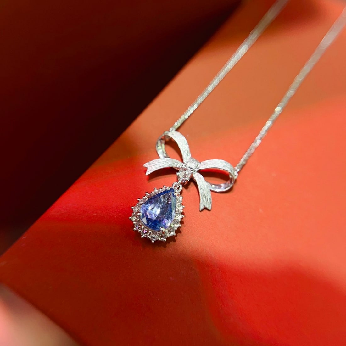 14k Gold 1.20 Ct Natural Sapphire & Sapphire Necklace - 2