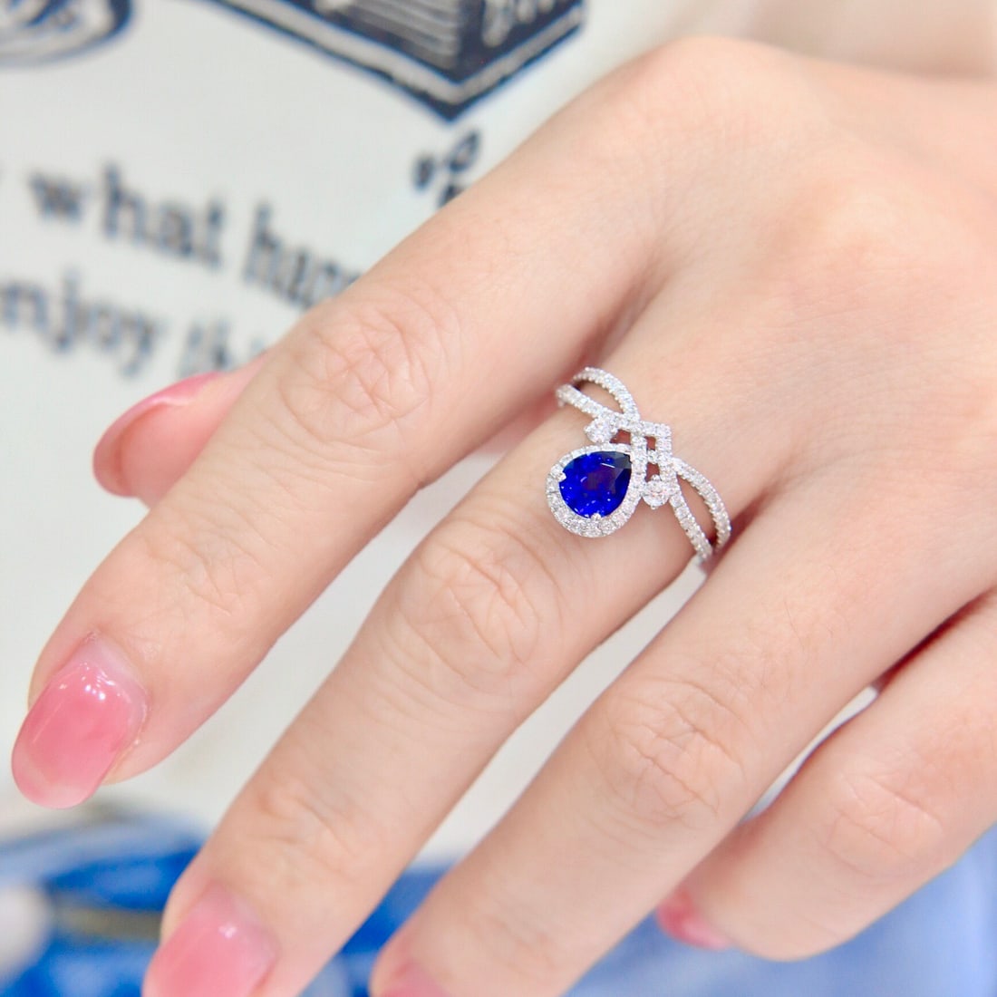 14k Gold 1.53 Ctw Vivid Blue Natural Sapphire & Diamond Ring - 5