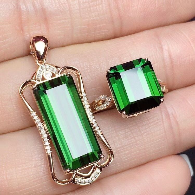 14k Gold 17.7 Ct Natural Tourmaline & Diamond Jewelry Set: Ref:231120387 // gold content:14k gold // ring size:7. 25us // // pendant(without chain) // main gemstone:tourmaline // shape:octagonal // carat weight:10. 8ct // color:green // treatment:natural // /