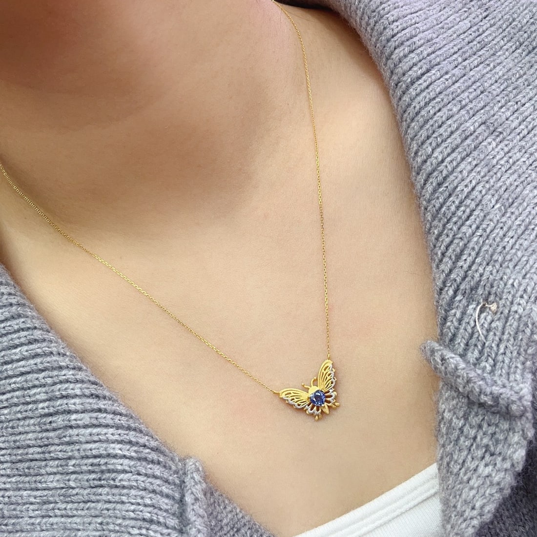 14k Gold 0.68 Ct Natural Sapphire Necklace - 6