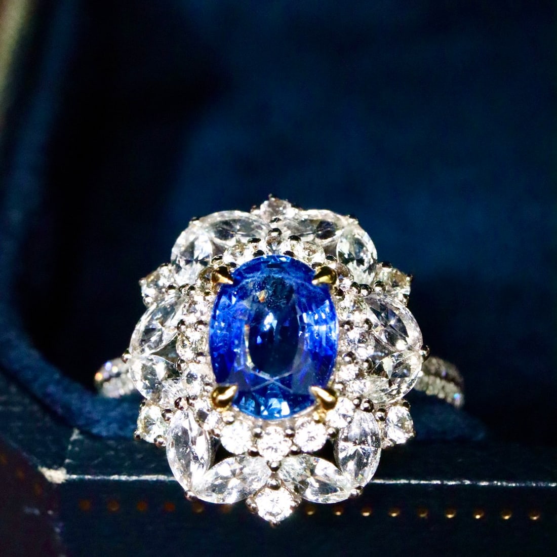 14k Gold 1.58 Ctw Natural Sapphire & Diamond Ring - 3