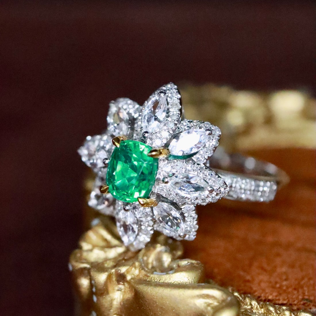 14k Gold 1.06 Ctw Natural Emerald & Diamond Ring - 2