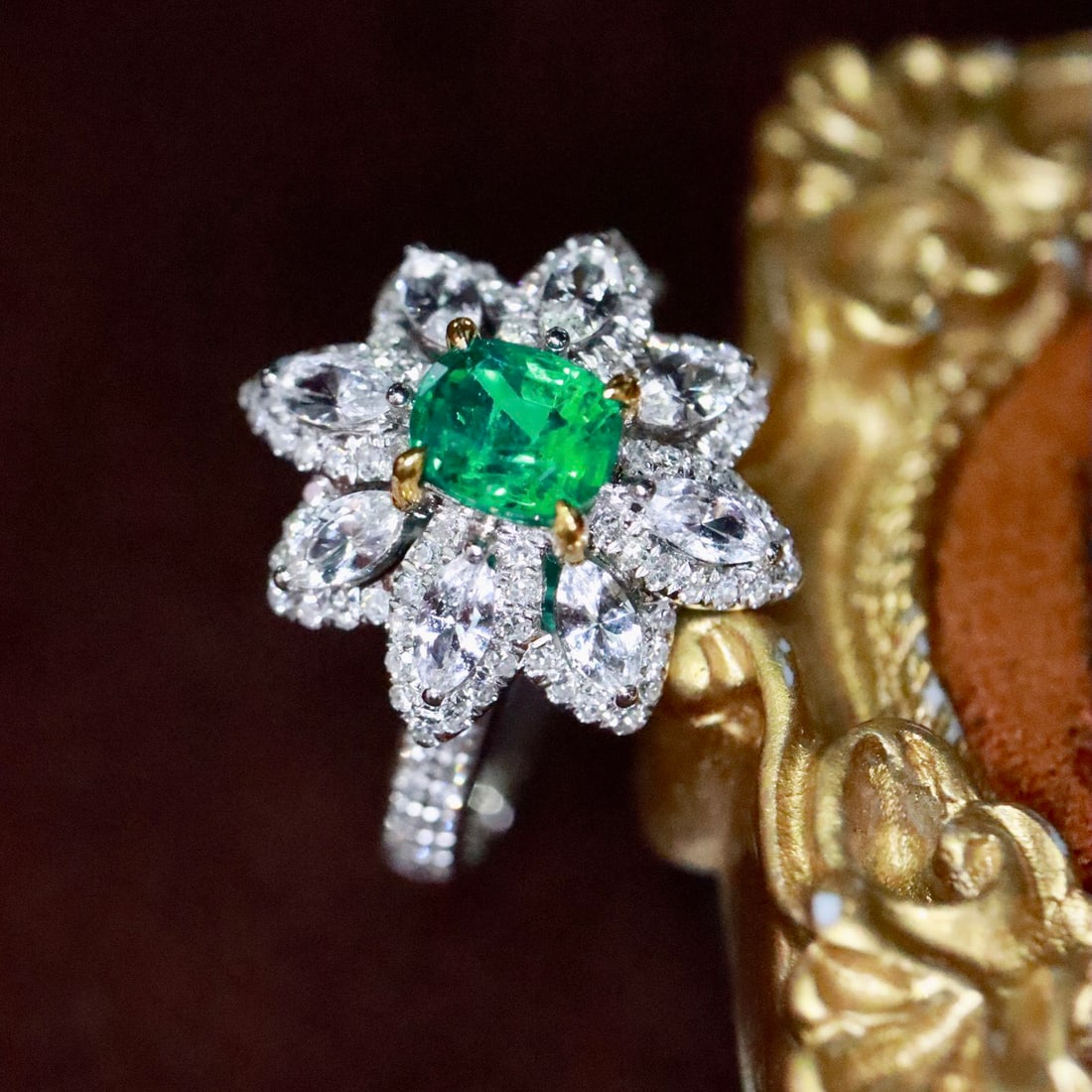 14k Gold 1.06 Ctw Natural Emerald & Diamond Ring - 3