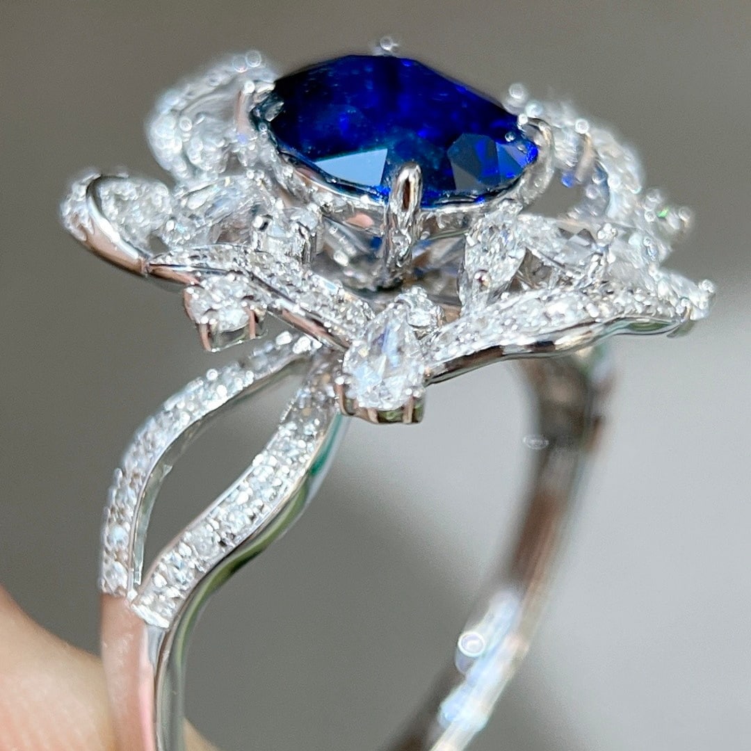 14k Gold 2.73 Ctw Natural Sapphire & Diamond Ring - 2