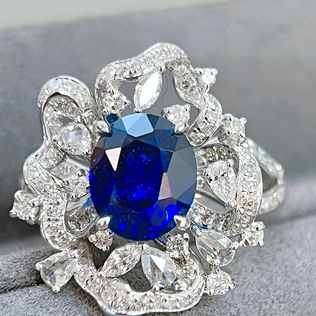 14k Gold 2.73 Ctw Natural Sapphire & Diamond Ring - 4