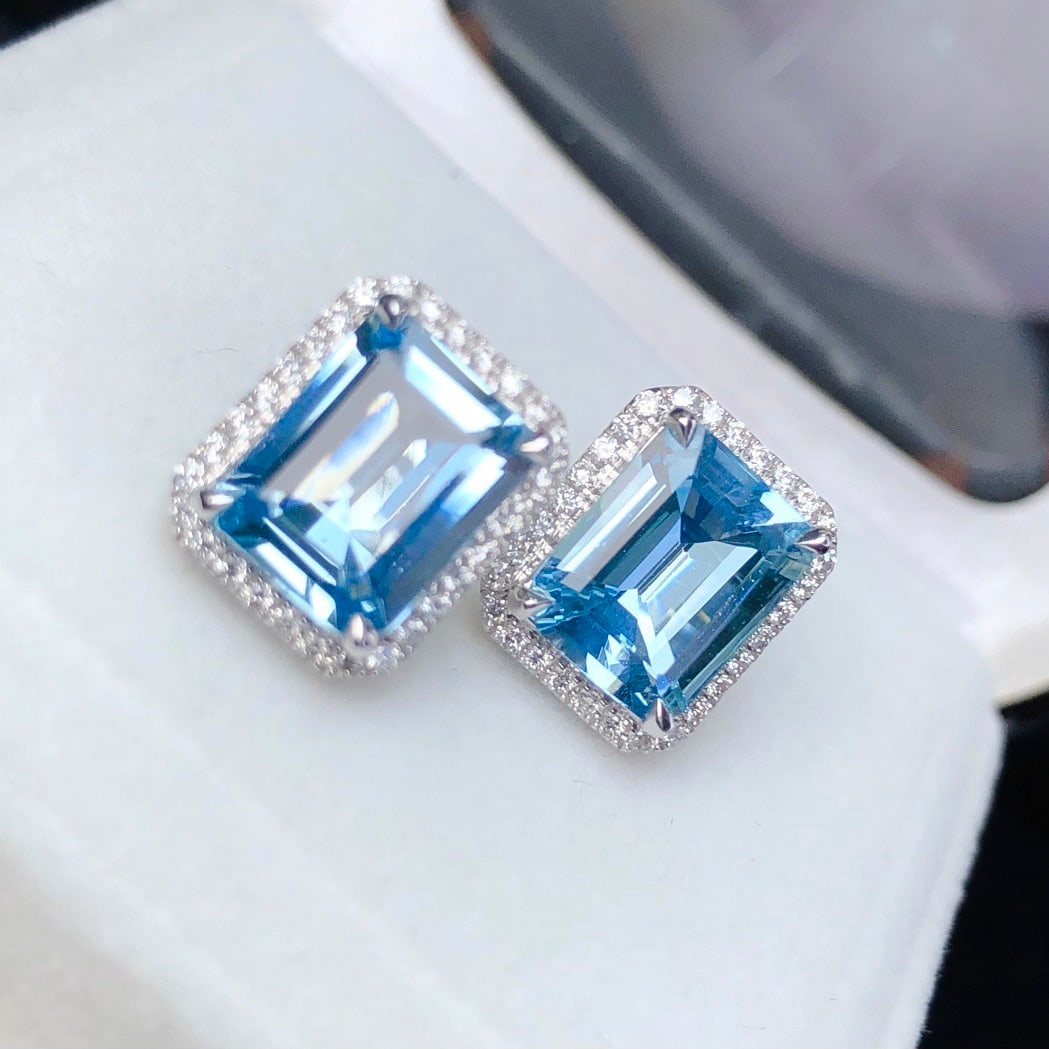 14k Gold 3.53 Ctw Natural Aquamarine & Diamond Earrings - 5