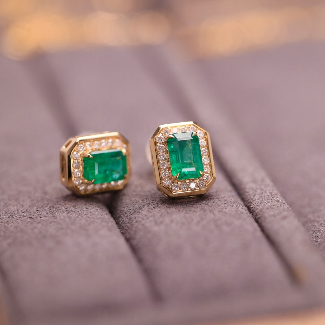 14k Gold 1.20 Ct Natural Emerald & Diamond Earrings (1 of 8)