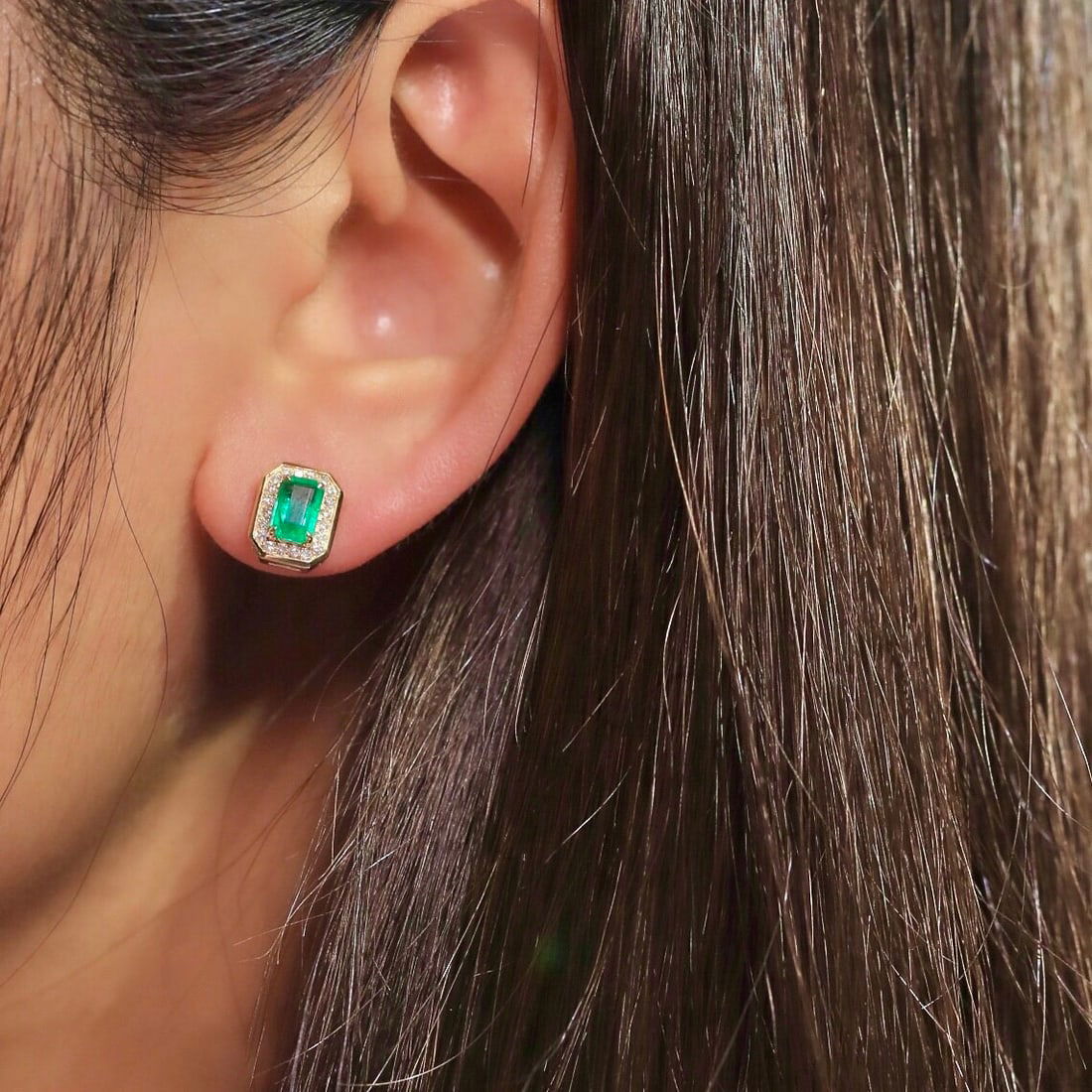 14k Gold 1.20 Ct Natural Emerald & Diamond Earrings - 3