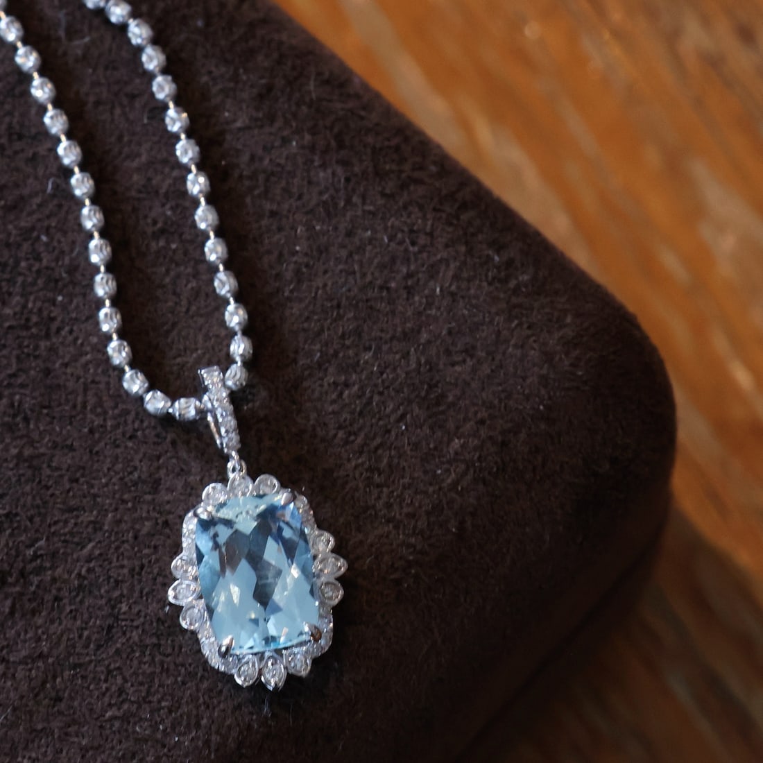 14k Gold 2.4 Ct Natural Aquamarine & Diamond Pendant( Without Chain ): Ref:231120422 // gold content:14k gold // main gemstone:aquamarine // shape:cushion // carat weight:2. 4ct // color:blue // treatment:natural // // adjacent gemstone 2 : diamond // shape:round //