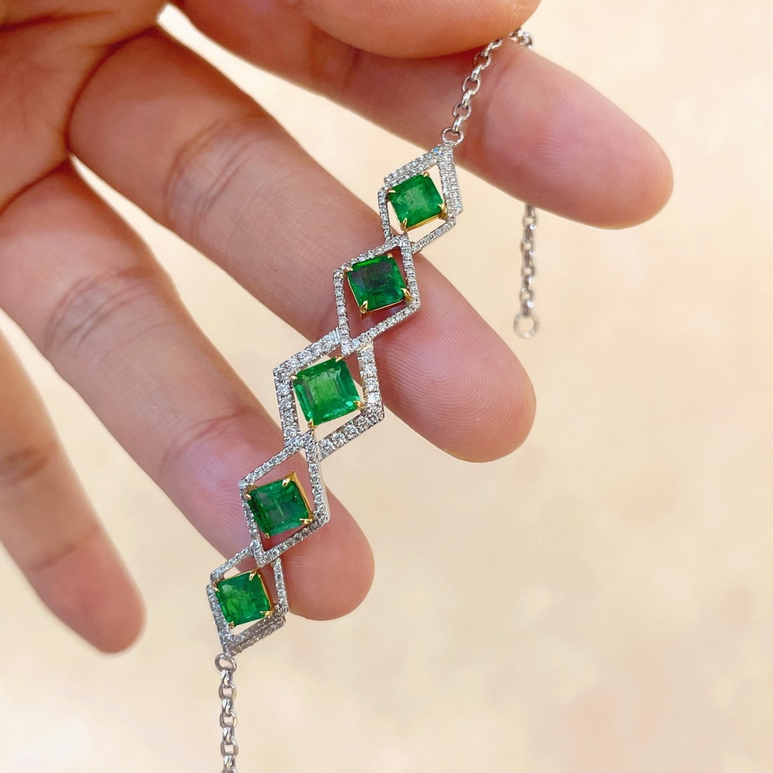 14k Gold 4.02 Ctw Natural Emerald & Diamond Bracelet - 5