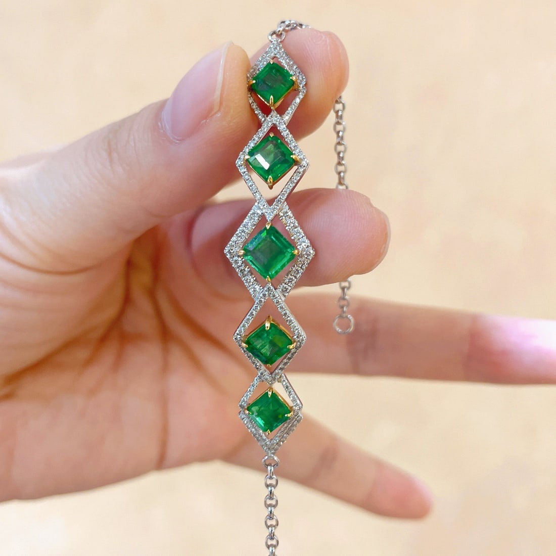 14k Gold 4.02 Ctw Natural Emerald & Diamond Bracelet - 6