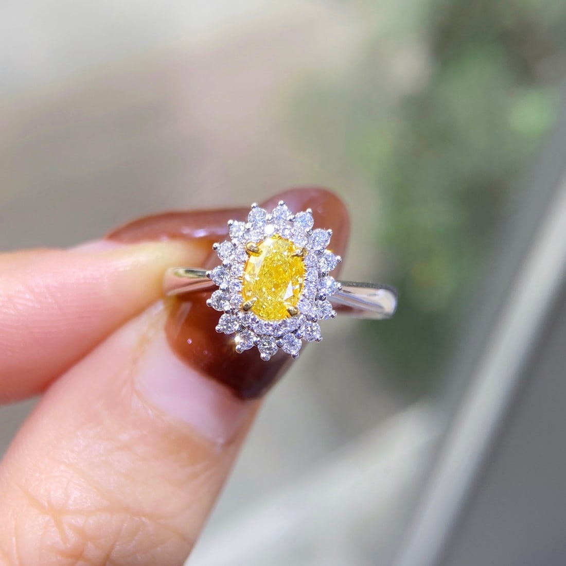 Gia Certified 14k Gold 0.84 Ctw Natural Yellow Diamond & Diamond Ring - 2