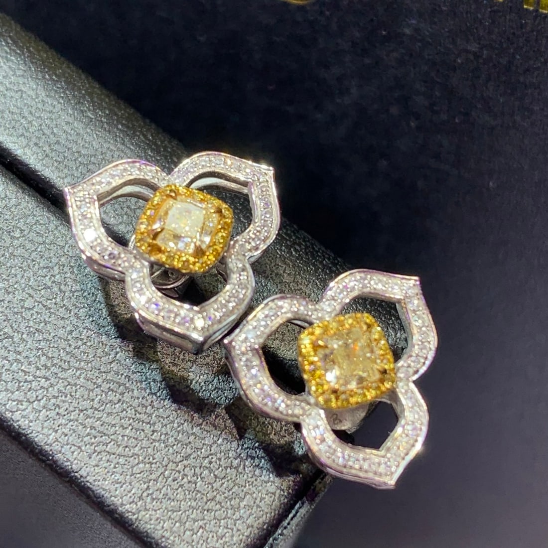 14k Gold 0.68 Ctw Natural Yellow Diamond & Diamond Earrings: Ref:231120441 // gold content:14k gold // main gemstone:yellow diamond // shape:cushion // carat weight:0. 35ct // color:yellow // treatment:natural // // adjacent gemstone 2 : diamond //