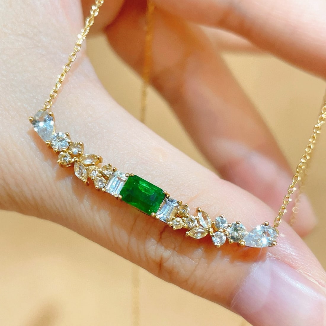 14k Gold 2.07 Ctw Natural Emerald & Sapphire Necklace - 3