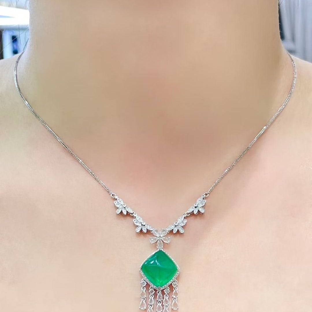 14k Gold 8.68 Ct Natural Emerald & Diamond & Sapphire Necklace - 6