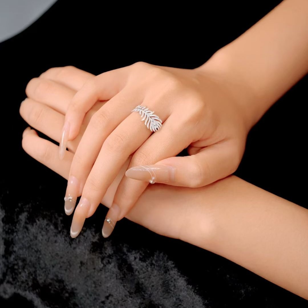 14k Gold 0.45 Ct Natural H Diamond Ring - 4