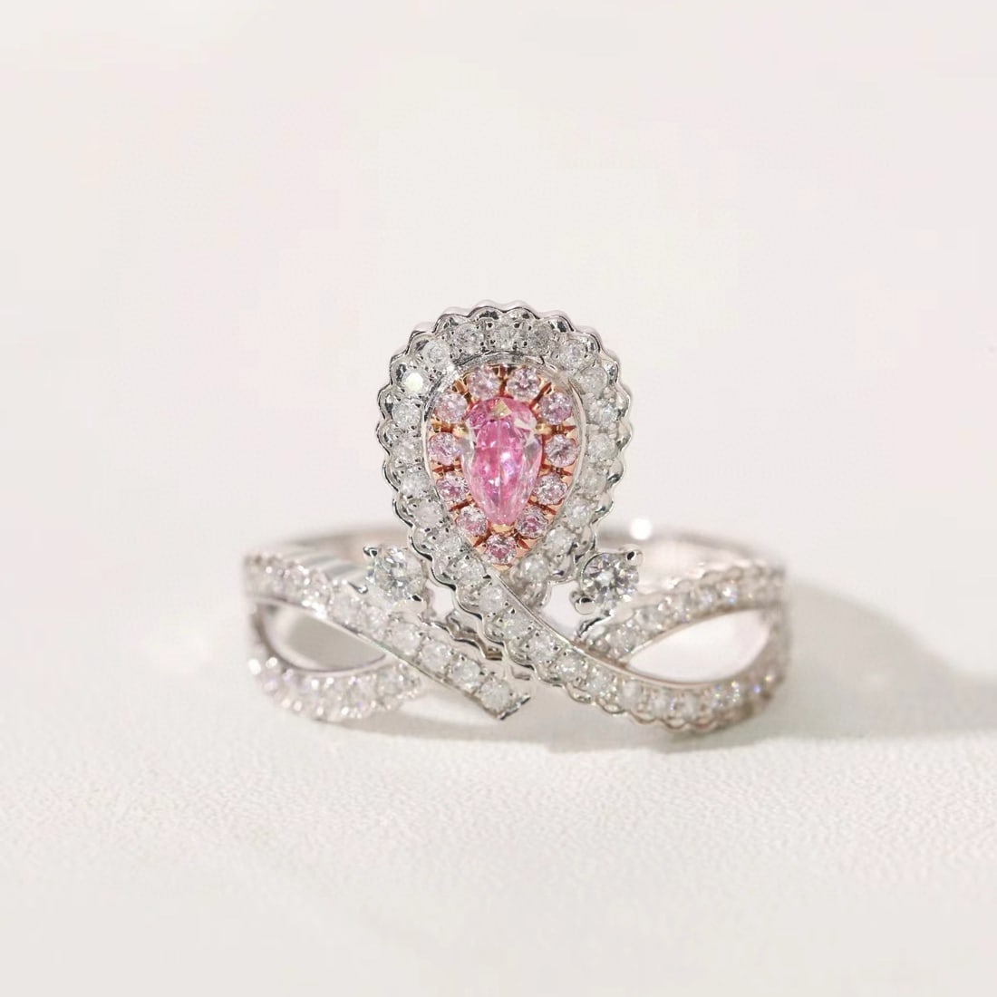 14k Gold 0.58 Ctw Natural Pink Diamond & Diamond Ring - 9