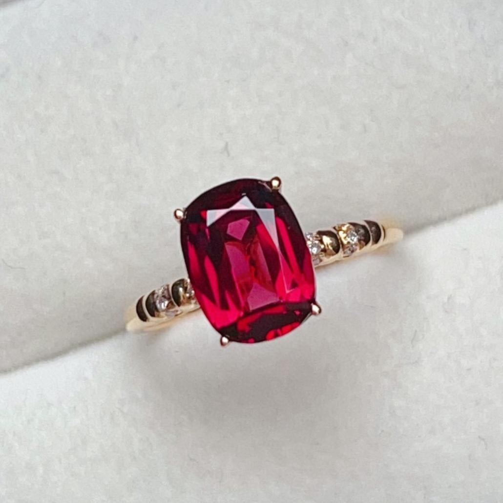 14k Gold 2.68 Ctw Natural Tourmaline & Diamond Ring: Ref:231117103 // gold content:14k gold // ring size:7. 25us // // main gemstone:tourmaline // shape:cushion // carat weight:2. 65ct // color:red // treatment:natural // // adjacent gemstone 2 :