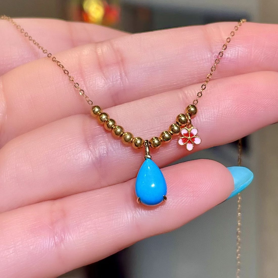 14k Gold 1.31 Ct Natural Blue Turquoise Necklace: Ref:231117150 // gold content:14k gold // main gemstone:blue turquoise // shape:pear // carat weight:1. 31ct // color:blue // treatment:natural // Condition: NewLow Estimate: 2300.00High Estimate: