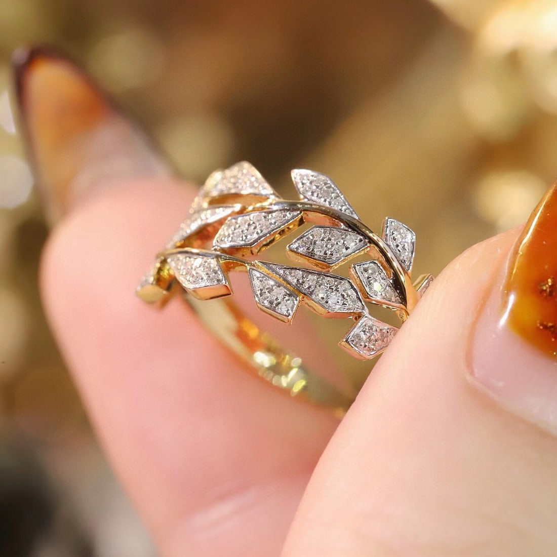 14k Gold 0.20 Ct Natural H Diamond Ring - 6