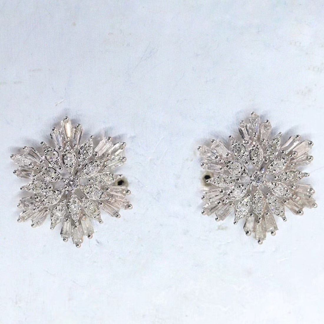 14k Gold 1.3 Ct Natural H Diamond Earrings - 3