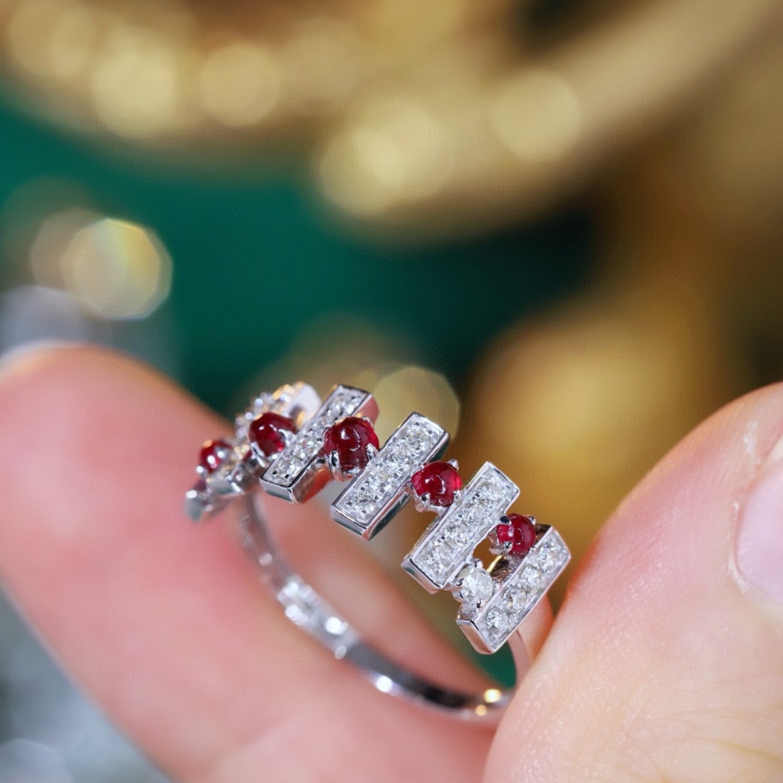 14k Gold 0.75 Ctw Natural Ruby & Diamond Ring - 6