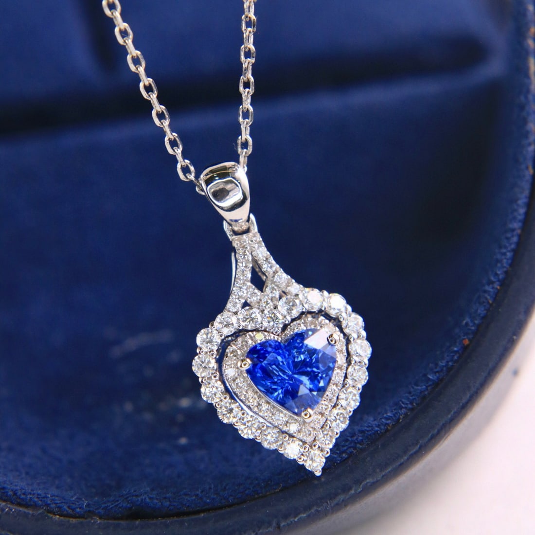 14k Gold 1.61 Ctw Natural Sapphire & Diamond Necklace - 2