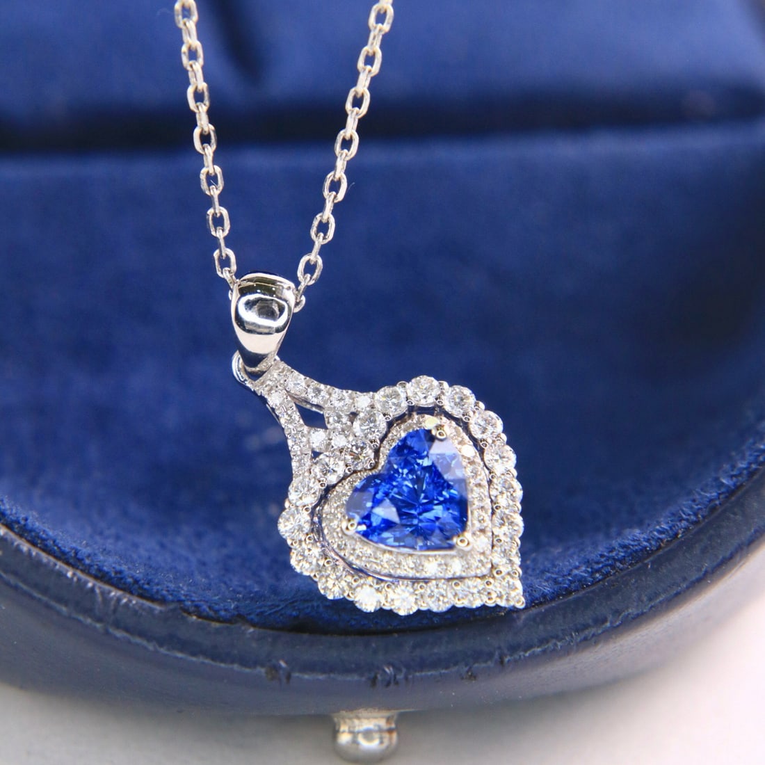 14k Gold 1.61 Ctw Natural Sapphire & Diamond Necklace - 3