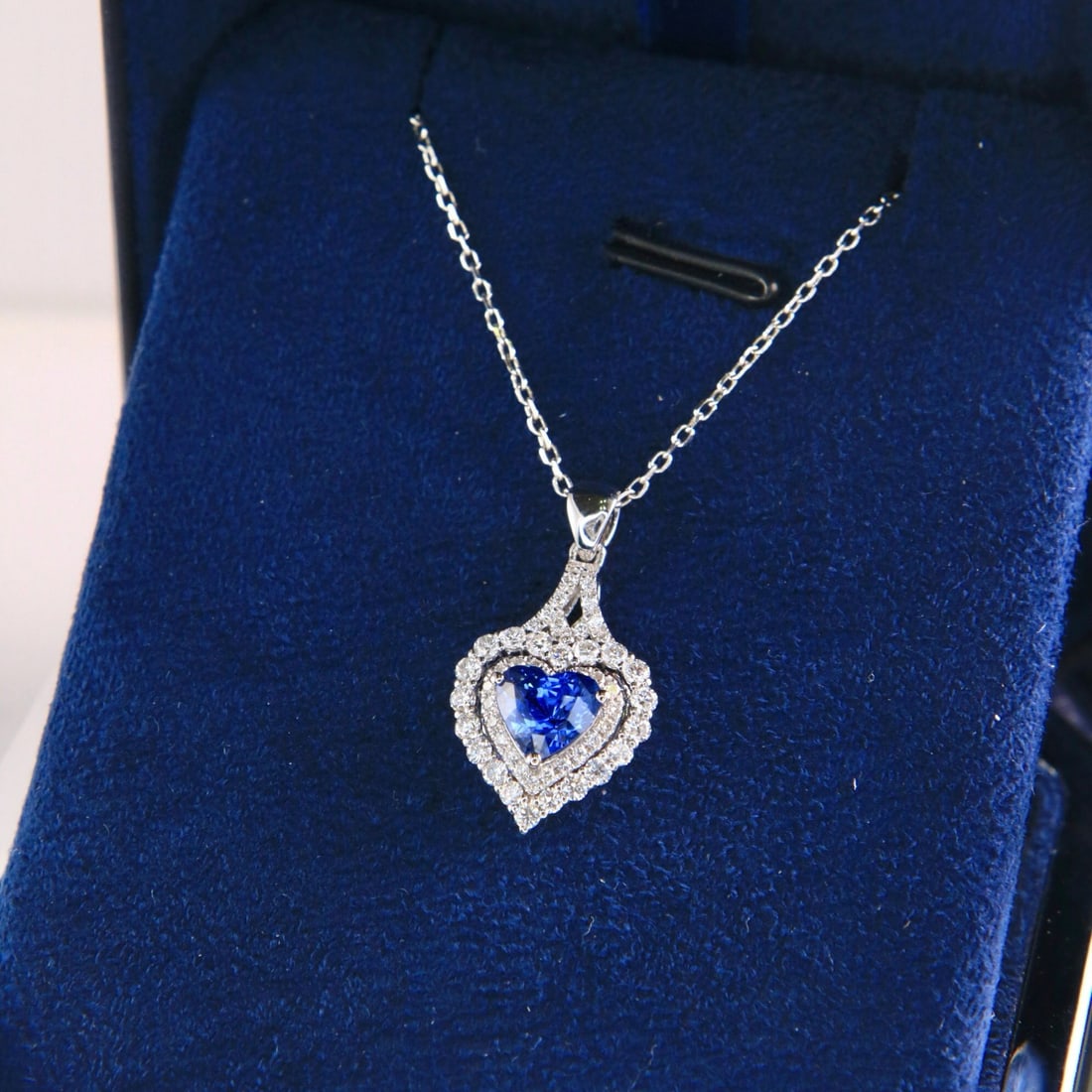 14k Gold 1.61 Ctw Natural Sapphire & Diamond Necklace - 6