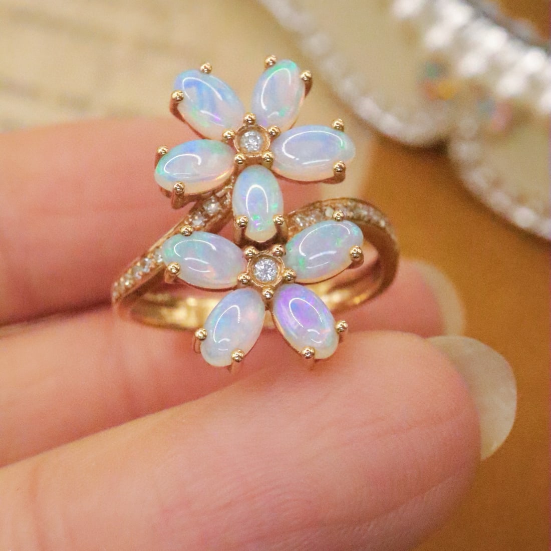 14k Gold 1.78 Ctw Natural Opal & Diamond Ring - 3