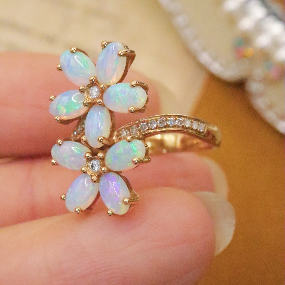 14k Gold 1.78 Ctw Natural Opal & Diamond Ring - 4