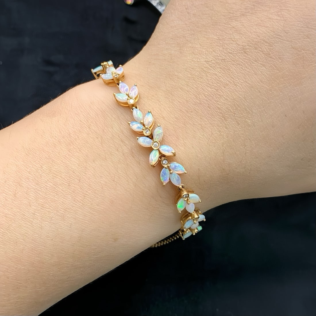 14k Gold 2.30 Ctw Natural Opal & Diamond Bracelet - 6