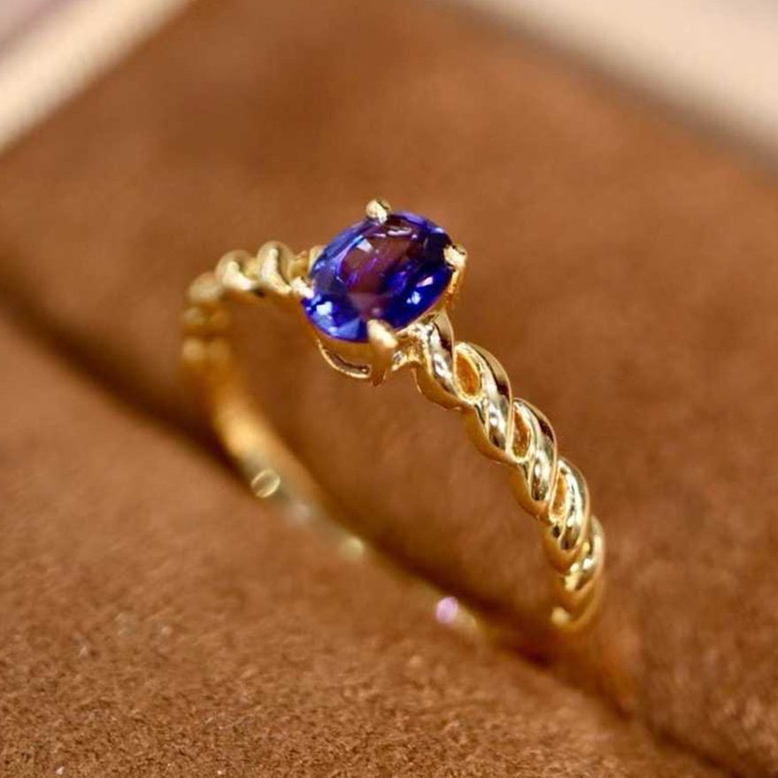 14k Gold 0.6 Ct Natural Sapphire Ring - 3