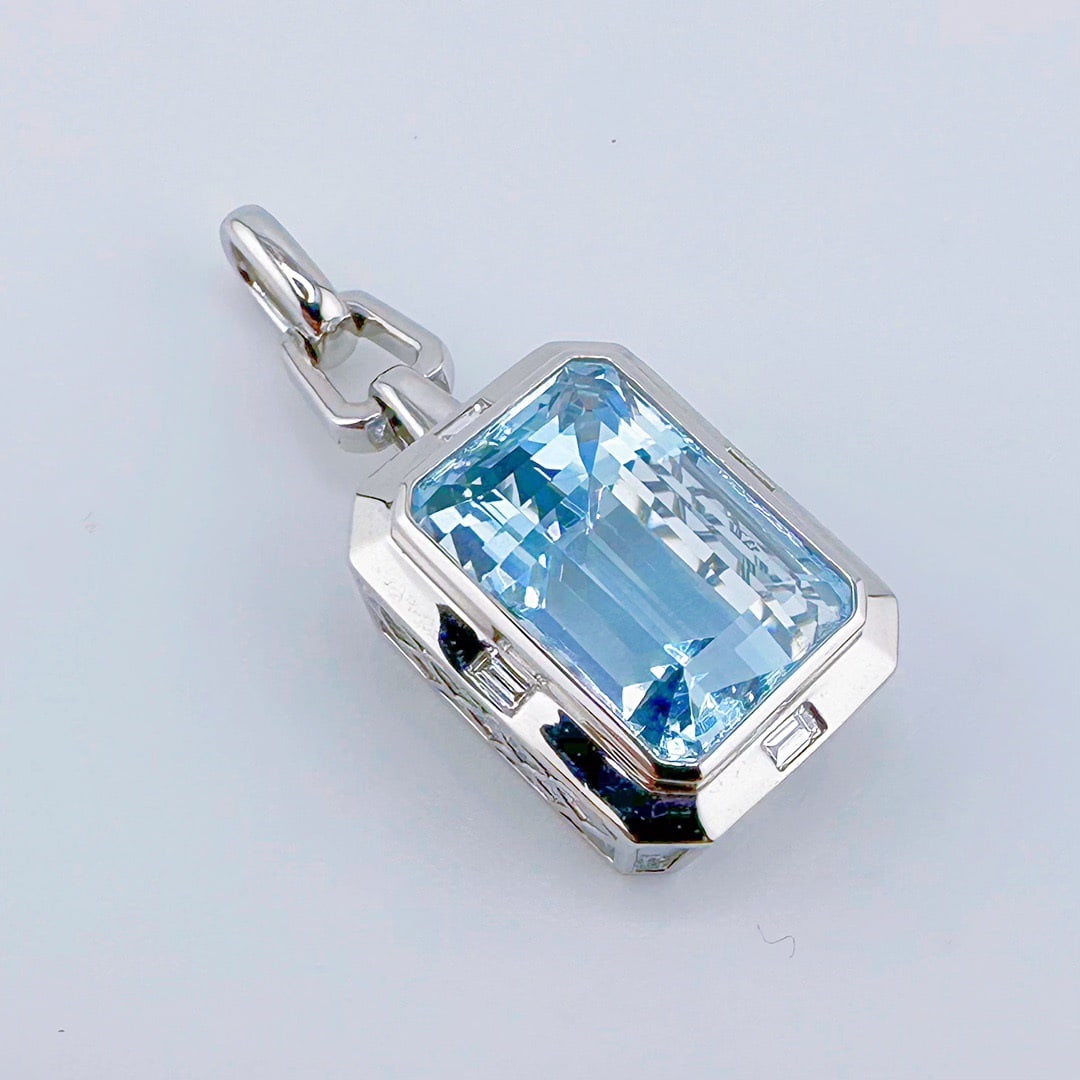 14k Gold 10.22 Ctw Natural Aquamarine & Diamond Pendant( Without Chain ) - 2