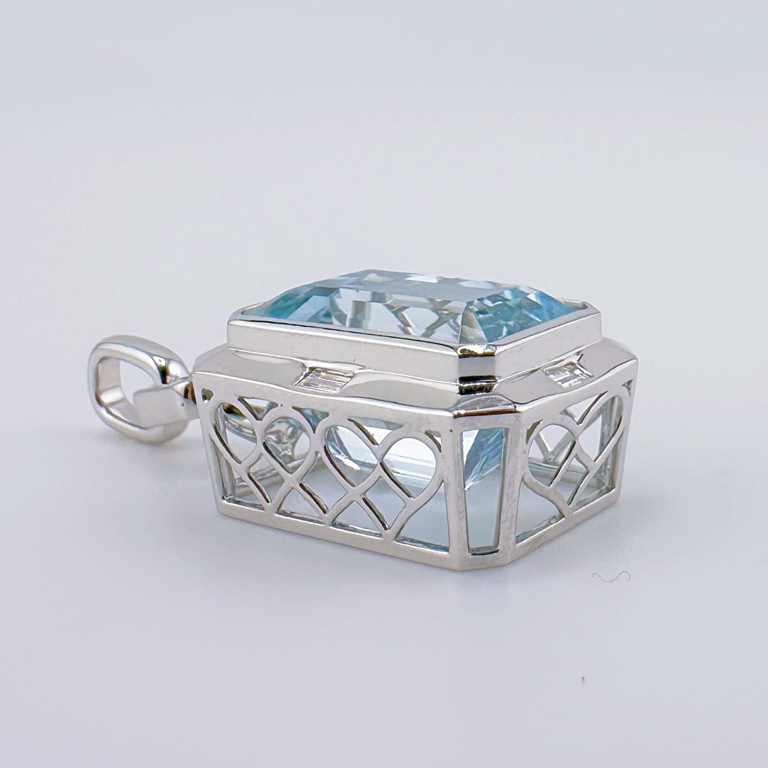 14k Gold 10.22 Ctw Natural Aquamarine & Diamond Pendant( Without Chain ) - 3