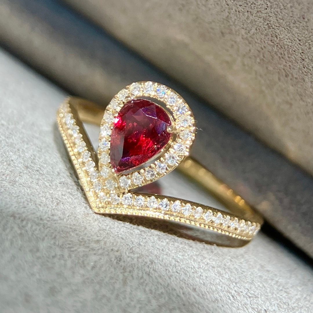 14k Gold 0.76 Ctw Natural Ruby & Diamond Ring - 4